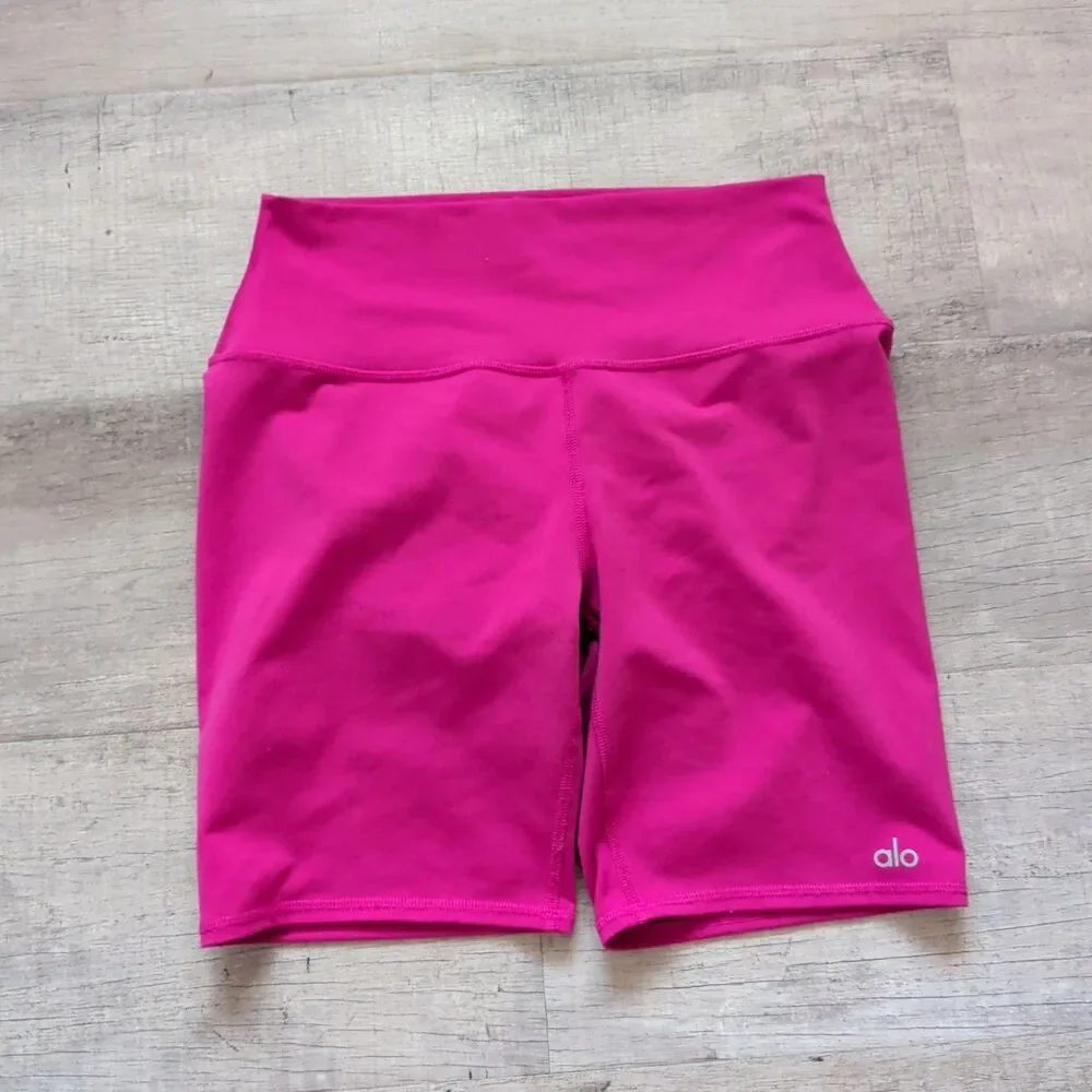 Alo Yoga High-Waist Shimmer Biker Shorts Women M Silver Metallic Logo Pink